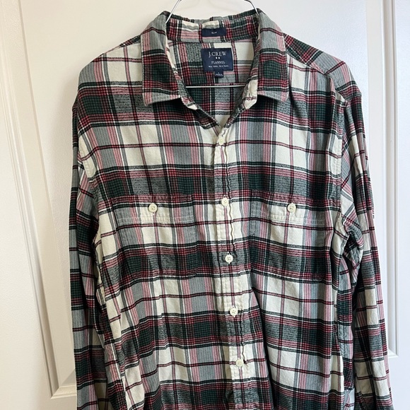 J. Crew men’s Flannel red and green plaid size Large Slim. - Picture 1 of 4